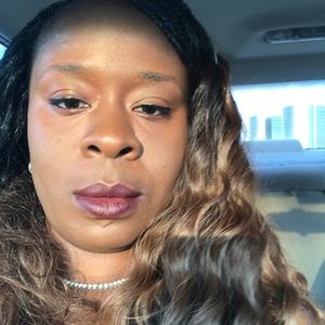 Meet your Posher, Katrina